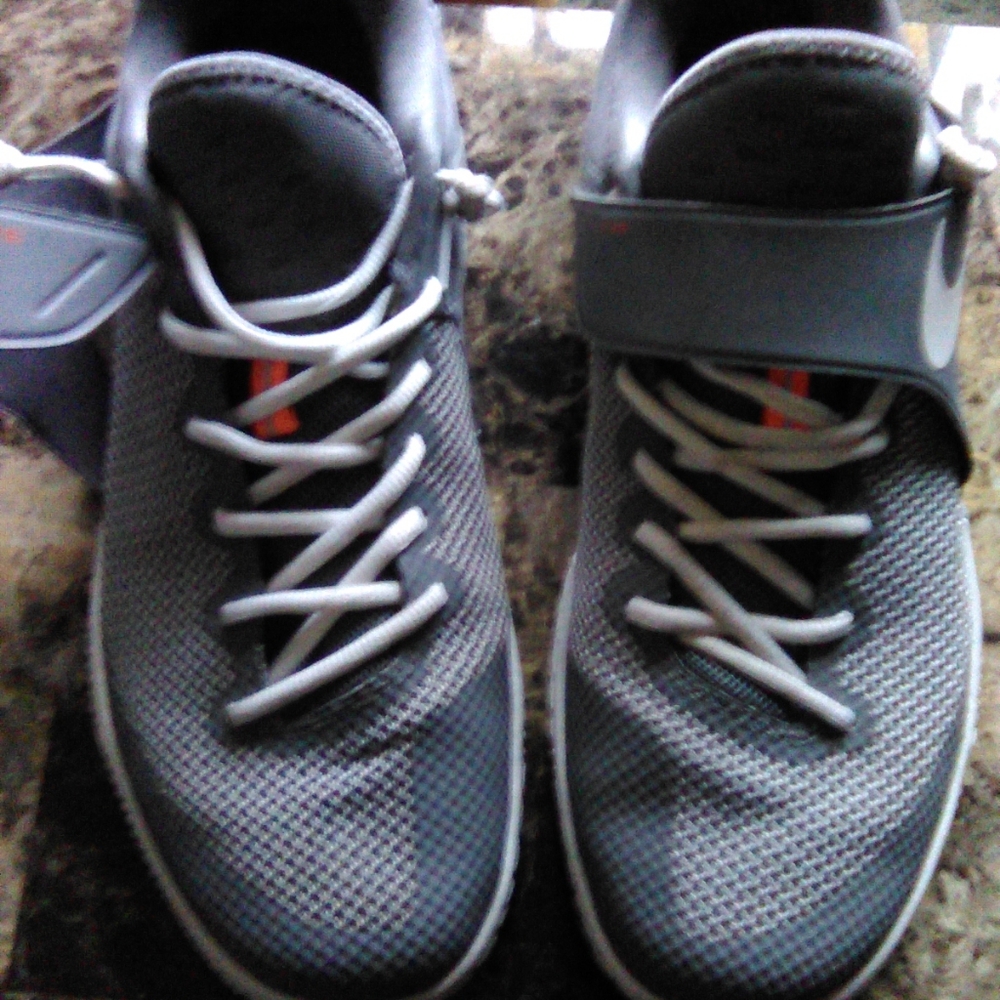 Nike Zoom Live
